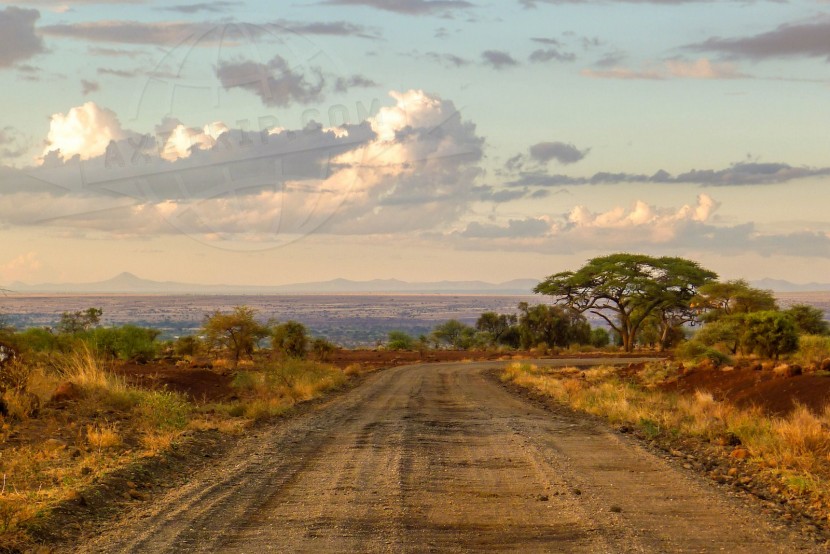 Kenya Kenya Moto Tour  | axetrip.com