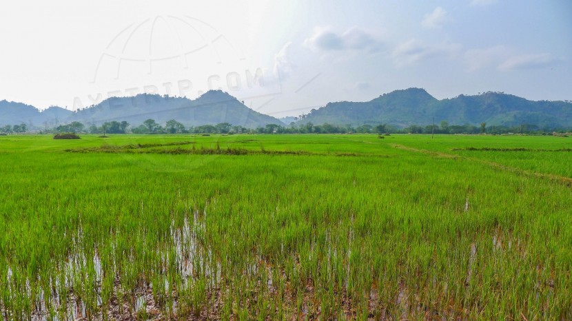 Lao People's Democratic Republic Vientiane  | axetrip.com