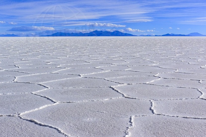 Bolivia Salar Uyuni  | axetrip.com