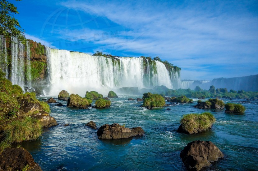 Brazil Iguazu Falls  | axetrip.com