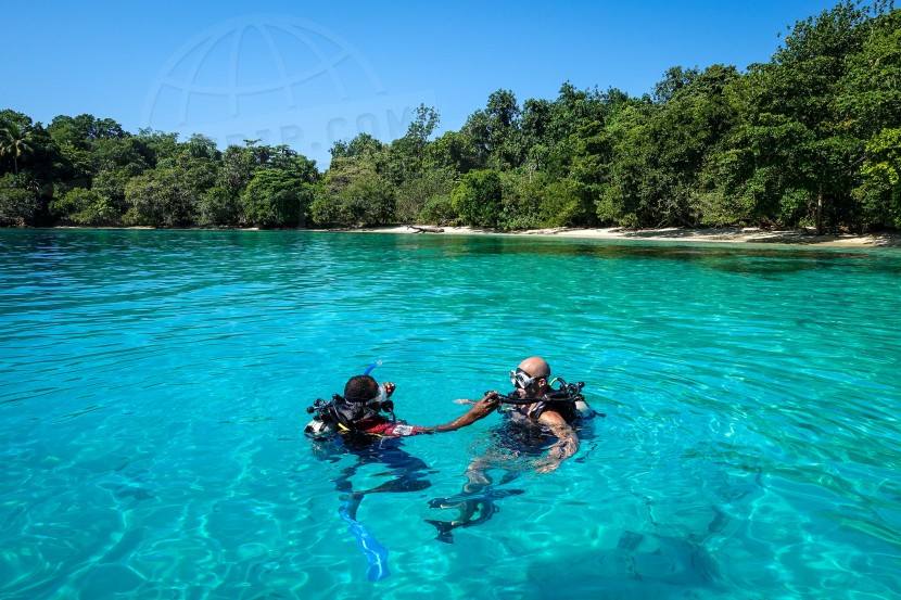 Papua New Guinea Madang  | axetrip.com